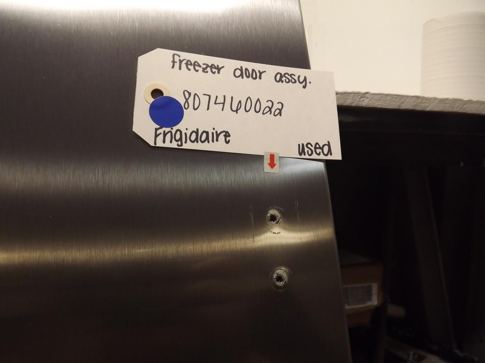 Frigidaire Refrigerator 807460022 Freezer Door Assembly Used Frigidaire Refrigerator 807460022 Freezer Door Assembly Used